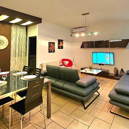 Center Easy_luxury 公寓 地拉那